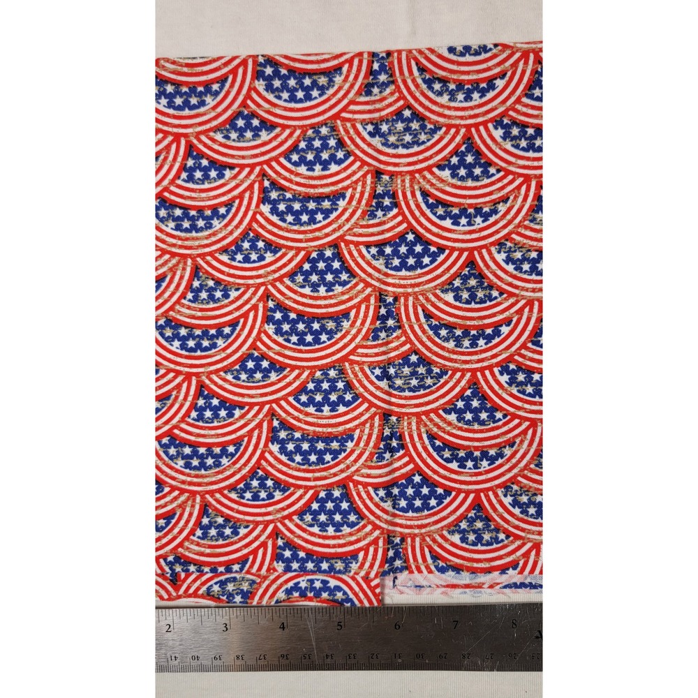 Patriotic American Flag Bunting Scallop Cotton Fabric Red White Blue 
Quarter yd